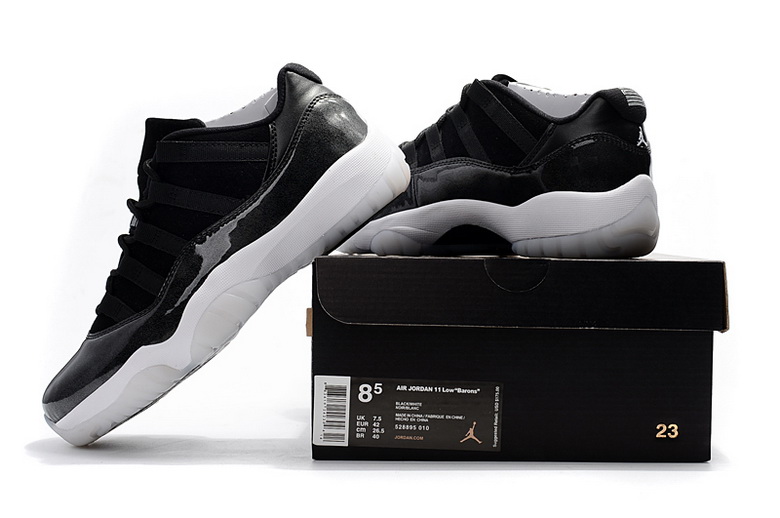 Air Jordan 11 Retro-030
