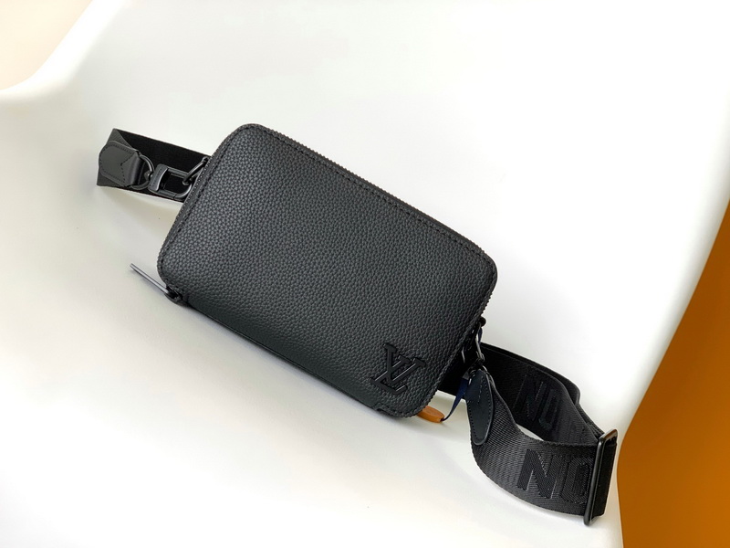 LV Handbags AAAA(Men)-186