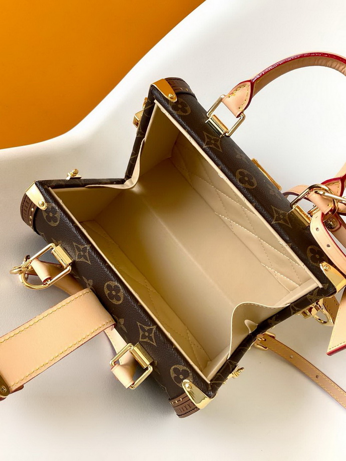 LV Bag-NFC(AAA)-022