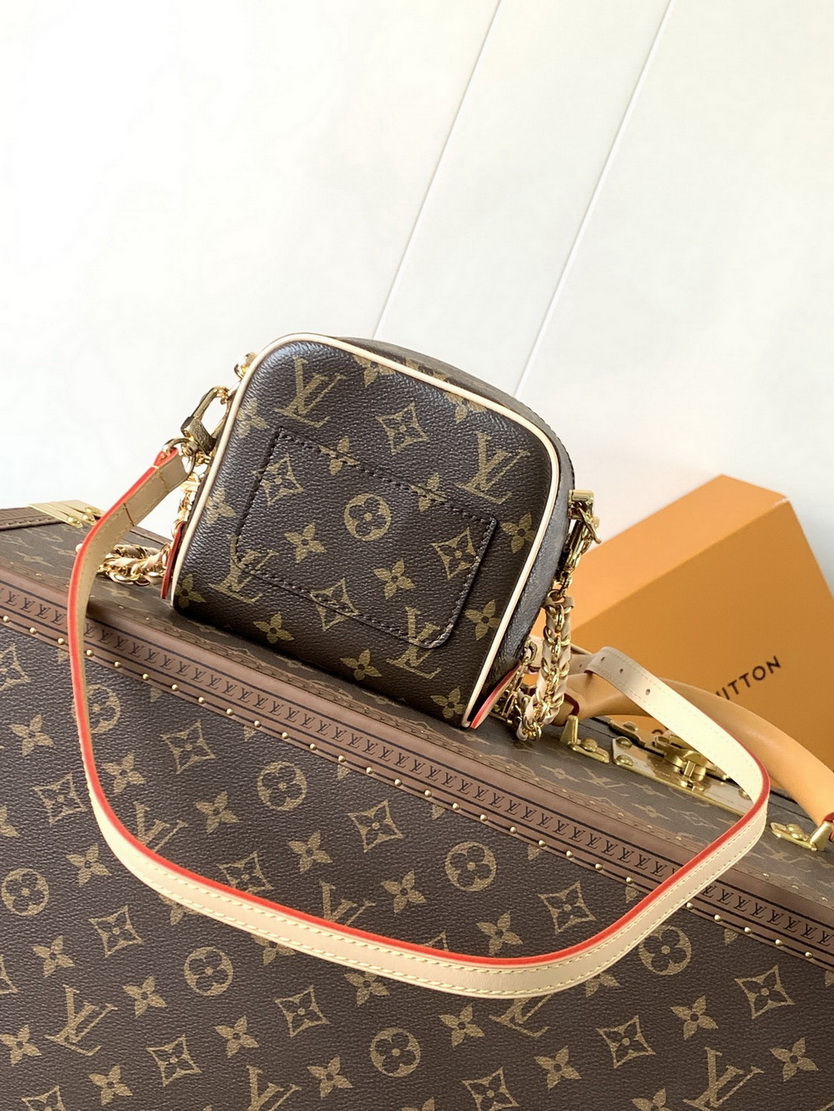 LV Bag-NFC(AAA)-233