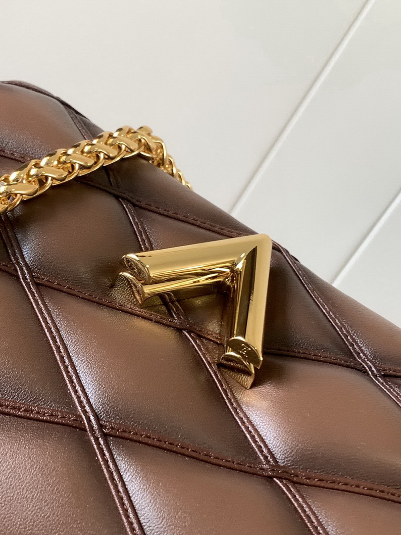 LV Bag-NFC(AAA)-666