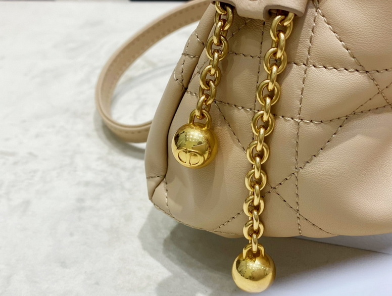 Dior Handbags AAA(Women)-393