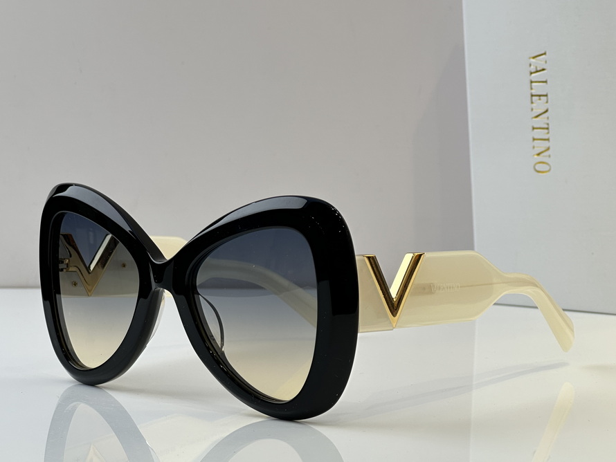 Valentino Sunglasses(AAAA)-404