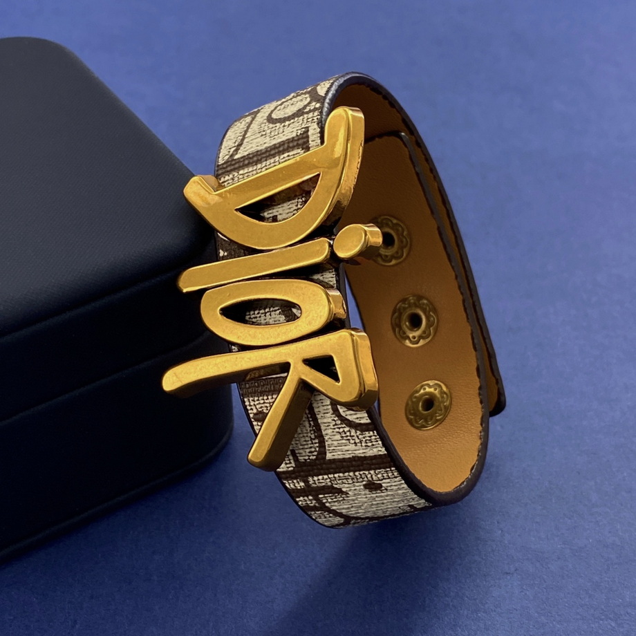 Dior Bracelet-003