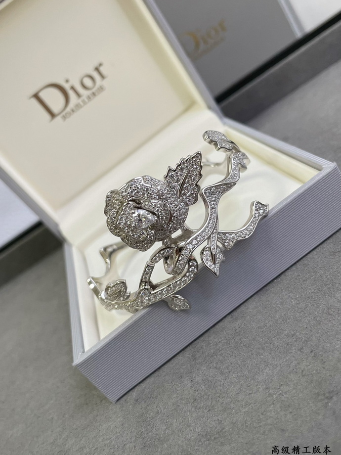 Dior Bracelet-072