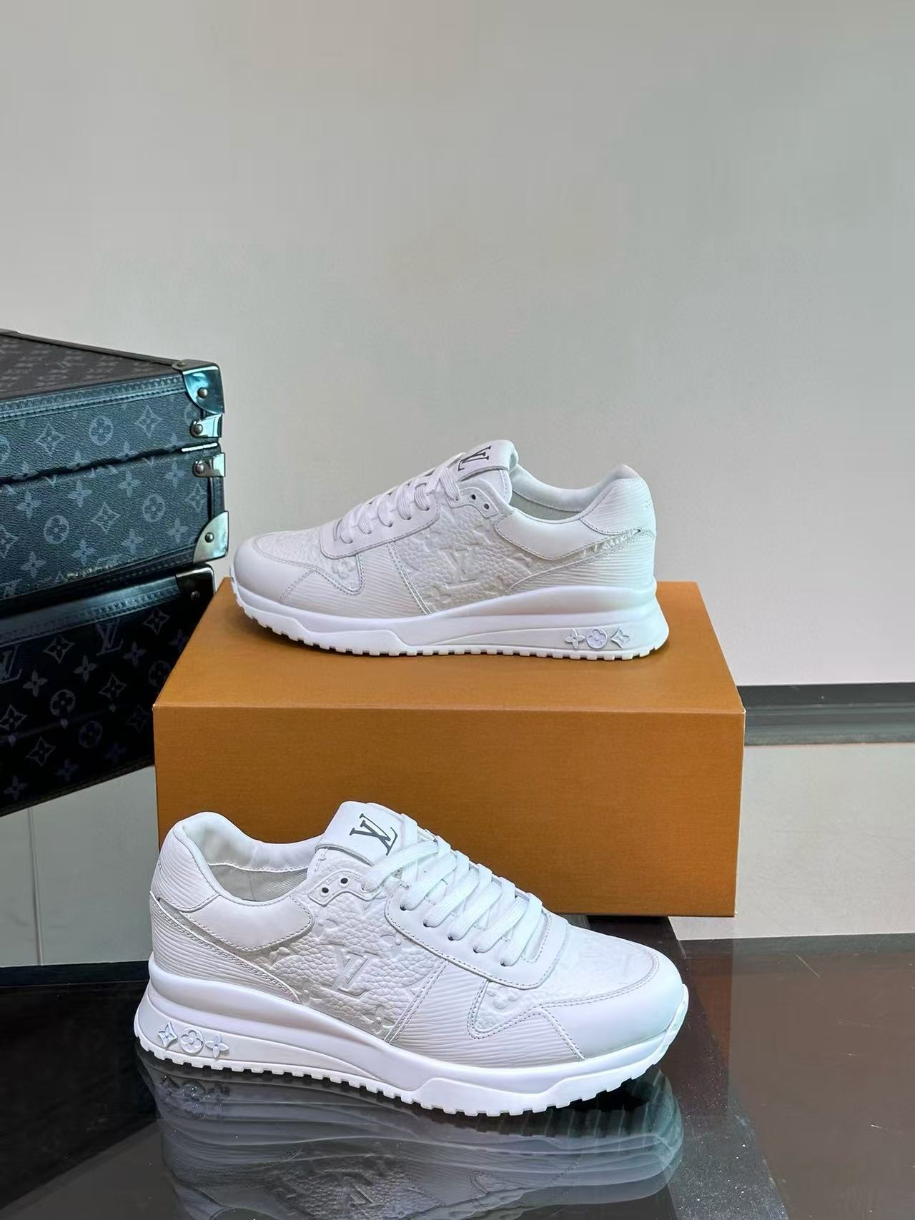 LV Shoes(AAA)-1243