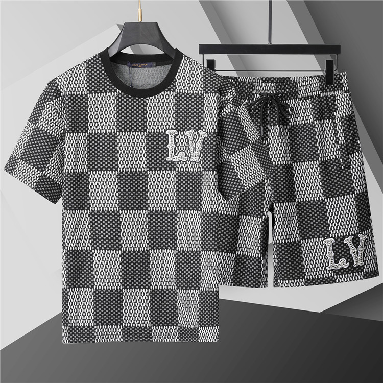 LV Suits-118