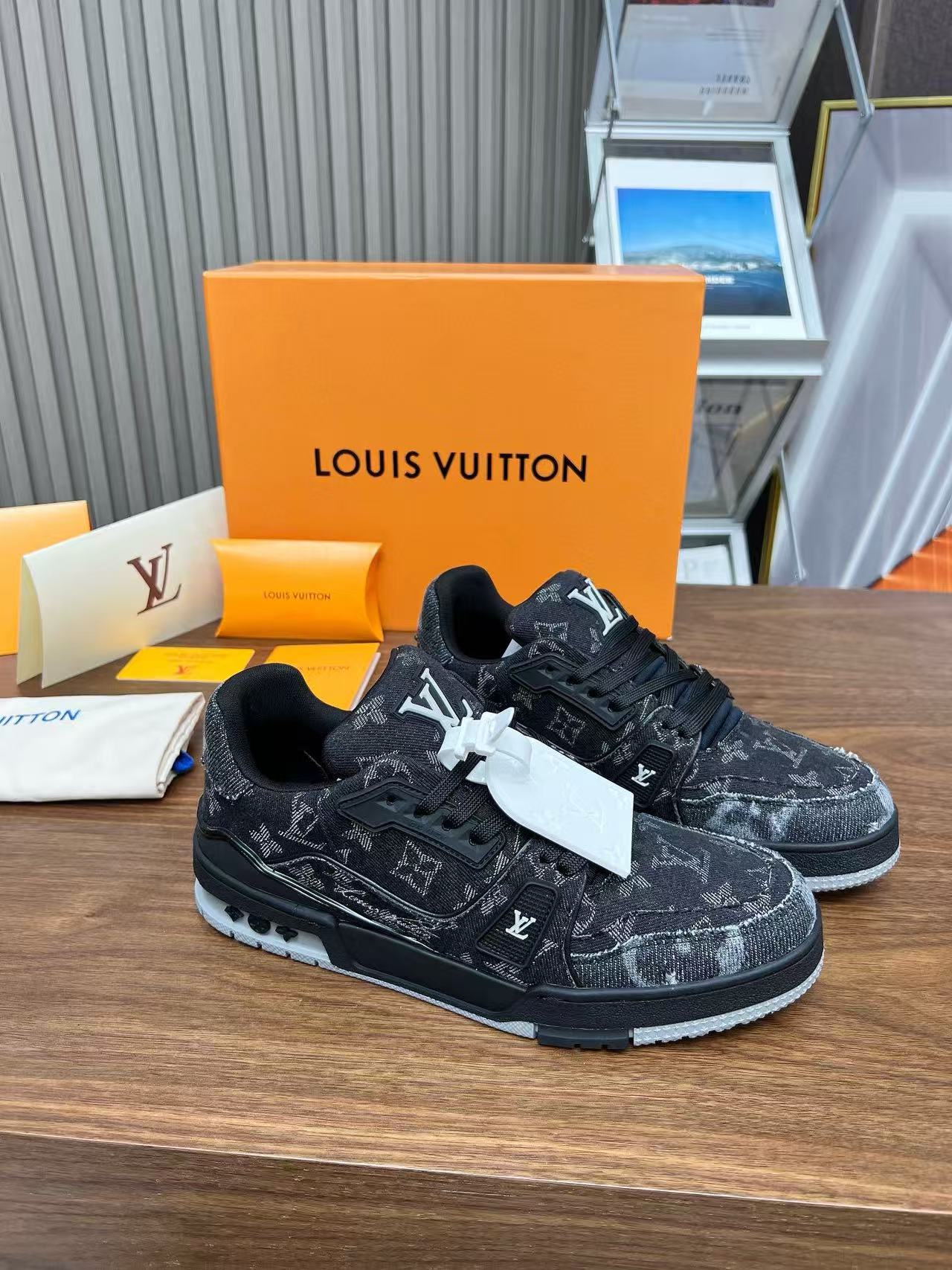LV Shoes(AAA)-1247