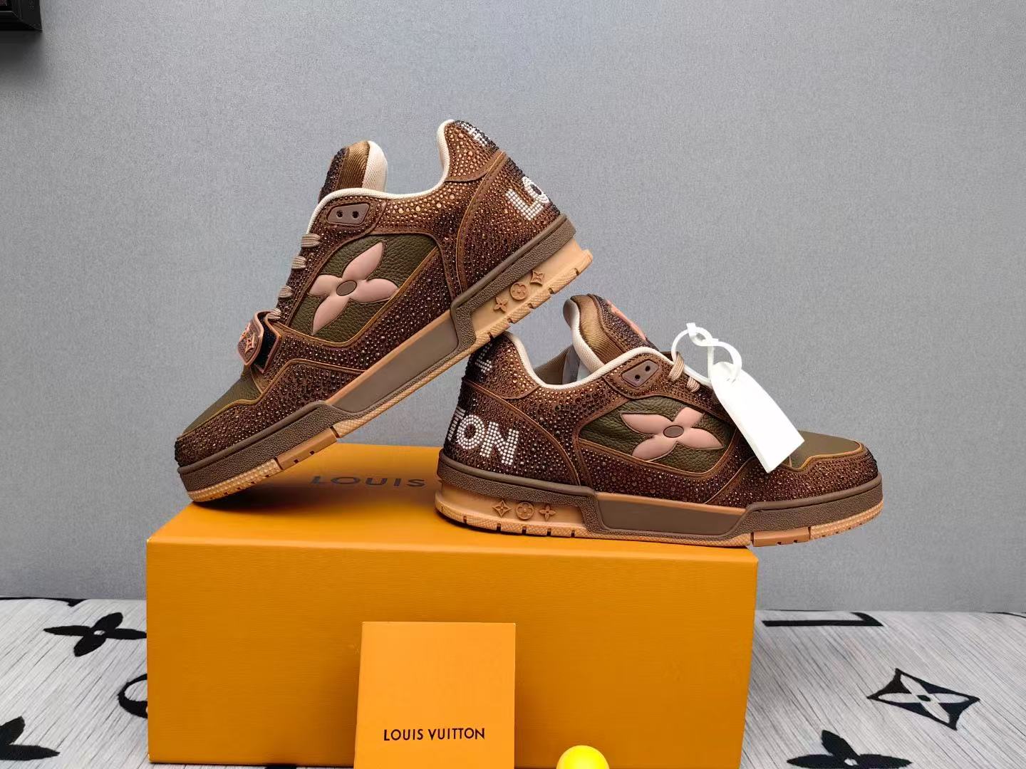 LV Shoes(AAA)-1269