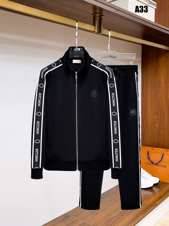 Moncler Suits-015