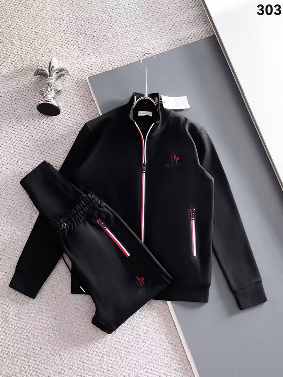 Moncler Suits-008