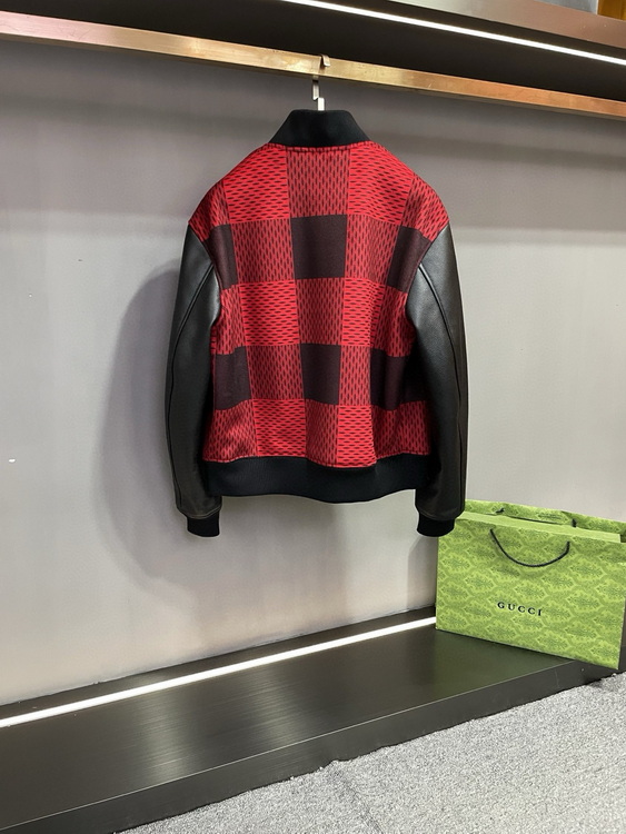 LV Jacket-090