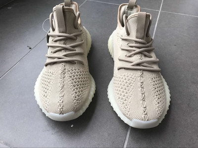 Authentic Adidas Yeezy 350 Boost V2-023