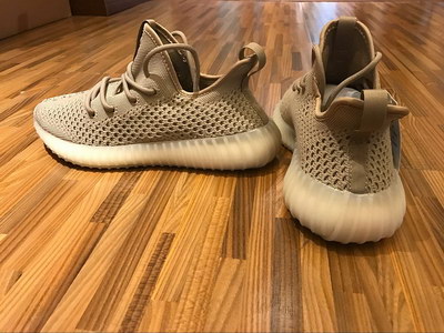 Authentic Adidas Yeezy 350 Boost V2-023